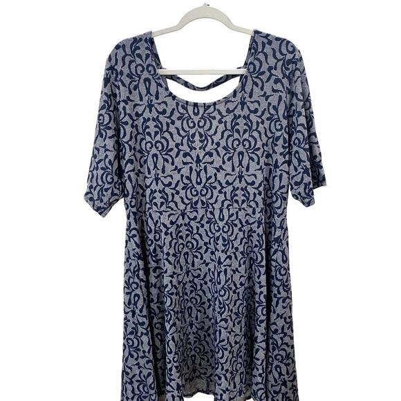 Maurice’s Gray Short-Sleeve Flowy Dress with Cut-Out Detail - Sz. XXL (NWT) - Picture 1 of 6